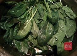 凉拌菠菜金针菇的做法图解1