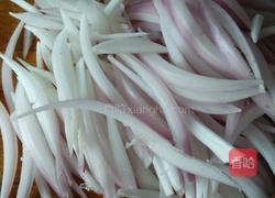 素炒土豆洋葱青椒丝的做法图解1