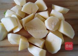 牛肉炖土豆的做法图解2
