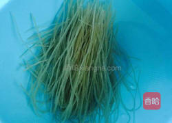 韭菜鸡蛋煎饺的做法图解2