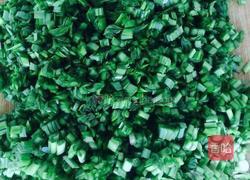 韭菜鸡蛋煎饺的做法图解6