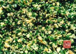 韭菜鸡蛋煎饺的做法图解7