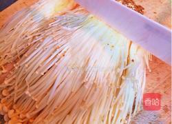 凉拌金针菇的做法图解1