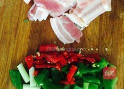 包菜烧肉的做法图解3