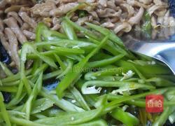青椒炒肉丝的做法图解6