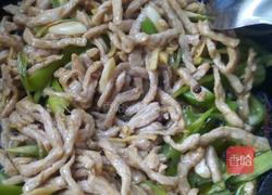 青椒炒肉丝的做法图解7