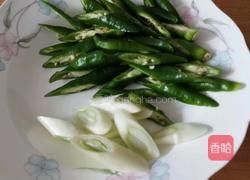 尖椒炒土豆片的做法图解2