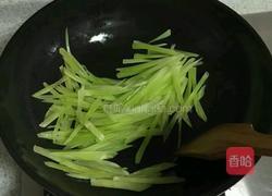 莴笋炒蛋的做法图解3