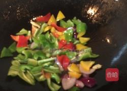 彩椒孜然牛肉的做法图解4