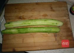 黄瓜甜面酱的做法图解1