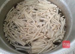 凉拌金针黄瓜的做法图解1