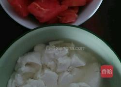 蕃茄豆花的做法图解1