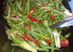 清炒豆角丝的做法图解7