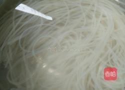 酸菜猪肉炖粉条的做法图解4