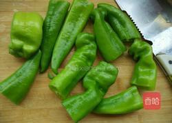 虎皮青椒的做法图解1