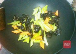 蔬菜炒蛋（简易版）的做法图解3