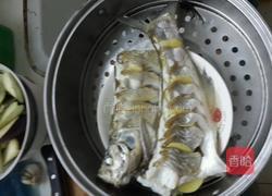 清蒸白鱼的做法图解2