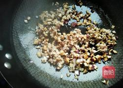 牛排～香菇肉酱意面的做法图解6