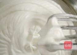 巧克力酱水果蛋糕的做法图解2