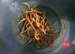 虫草花猪骨玉米汤的做法图解2