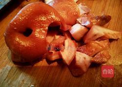 青椒炒猪鼻的做法图解1