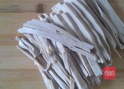 涼拌豆腐皮的做法圖解2