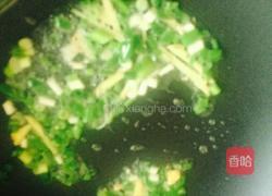 芹菜生蚝干的做法图解3