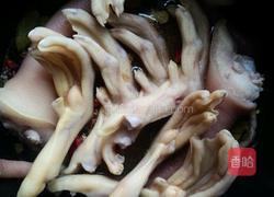 快卤拼盘(鸡爪,鸭掌,猪尾)的做法图解3
