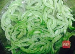 苦瓜虾仁的做法图解5