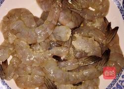 玉米虾仁的做法图解4