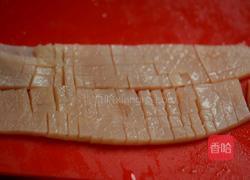 手擀海鲜乌冬面的做法图解2