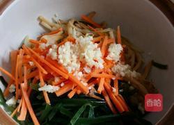 黄花菜凉拌海带丝的做法图解5