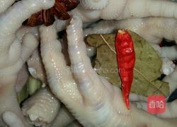 电饭煲焖鸡爪的做法图解2