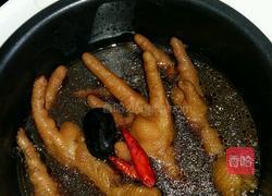 电饭煲焖鸡爪的做法图解4