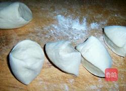 猪肉茄子馅大包子的做法图解6