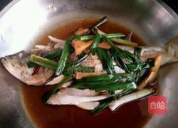 油皇鲈鱼的做法图解6