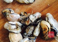 生蚝炒韭菜的做法图解2