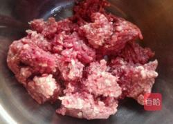 牛肉馅饼的做法图解1
