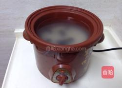 桂圆莲子红枣粥的做法图解3