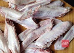 麻辣鸭翅的做法图解2