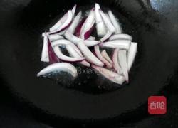 川味辣肠干烧散花菜的做法图解3