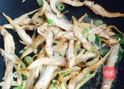 韭菜毛刀鱼的做法图解5