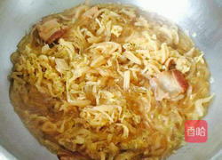 酸菜猪肉炖粉条的做法图解10