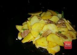 瘦肉土豆片的做法图解11