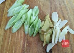 红烧带鱼段的做法图解3