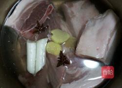 四季豆烧肉的做法图解1