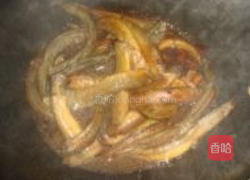 酱香泥鳅鱼的做法图解3