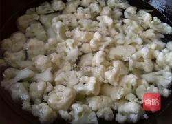 虾仁菜花的做法图解2