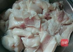 红薯粉蒸肉的做法图解1