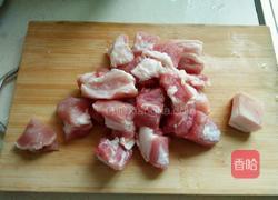 毛式红烧肉的做法图解1